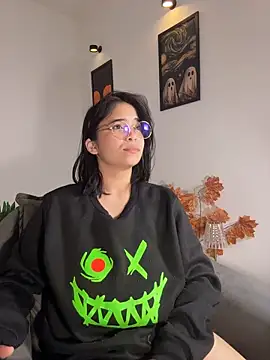 tati_reyessn Webbikameraesitys
