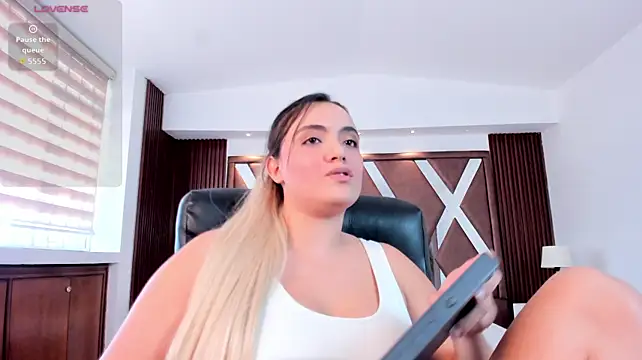 IsabellaaJoness Chat XXX in diretta