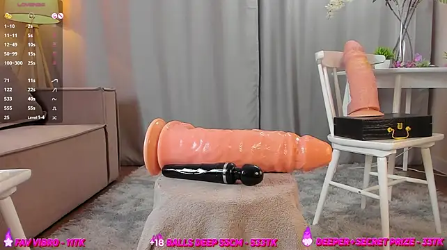 TinaStevenson Adlı Modelin Canlı XXX Sohbeti