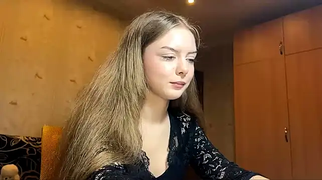 DelcieLipari Live XXX-Chat
