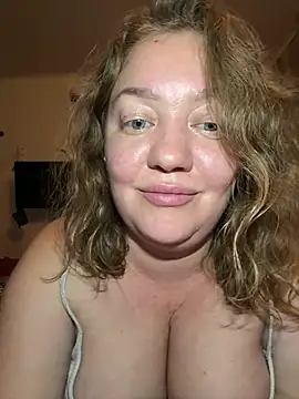 BBBWOOW Chat XXX in diretta