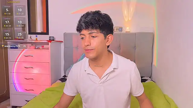 XXX chat uživo modela teobuff