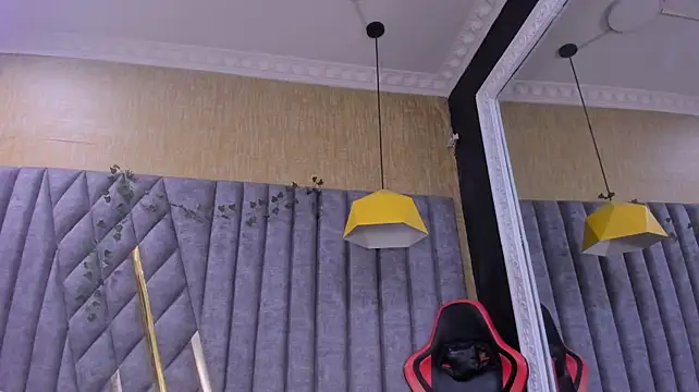 TheeRock_1 Chat XXX live