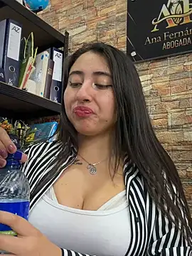 צ'אט XXX בשידור חי של _Sarah-Office1