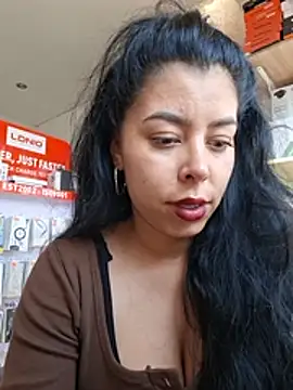 Luianna's Live XXX Chat