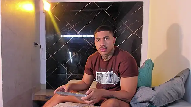 Chirshot_ – Naživo XXX chat