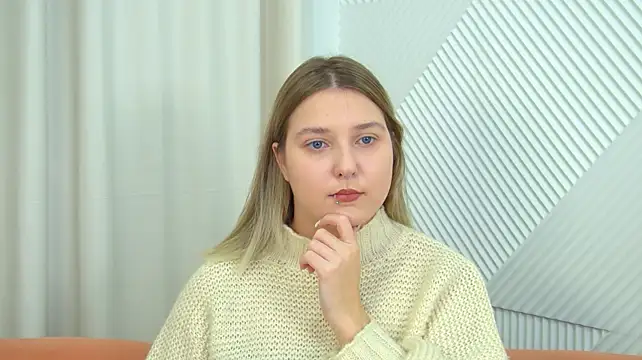 TinnaBurton Adlı Modelin Canlı XXX Sohbeti