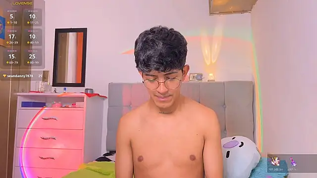 XXX chat uživo modela teobuff