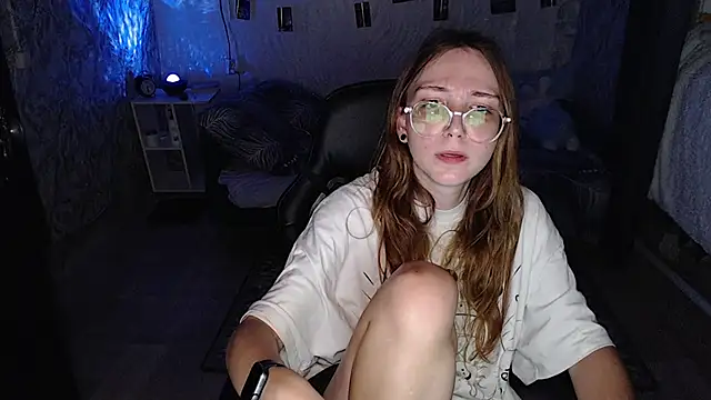 AmeliaKamishiro Adlı Modelin Web Kamerası Şovu