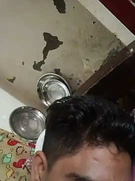 SeemlyPose's Live XXX Chat