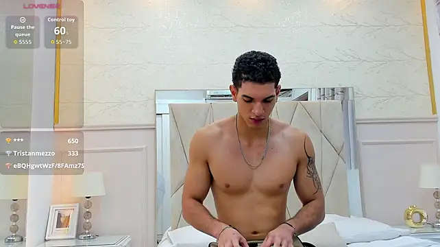 Adrien_Monteiro – Naživo XXX chat