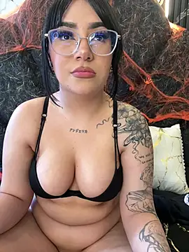 nicole-cooper's Live XXX Chat