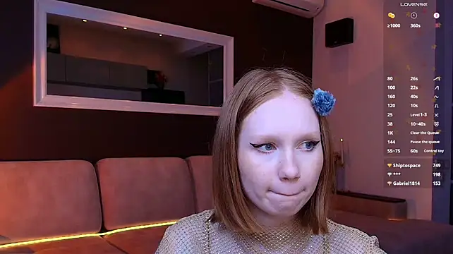 FoxyMira's Live XXX Chat