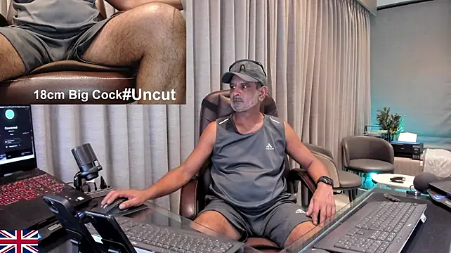 OnlineBossUK – Live XXX-chat