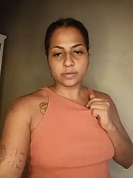 Giselabrunette25 Adlı Modelin Canlı XXX Sohbeti