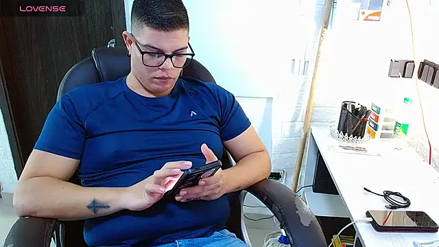 Realjoel01 라이브 XXX 채팅