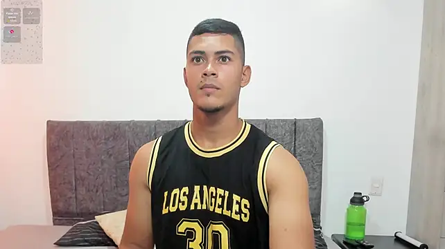 Iamdylan777 Live XXX-Chat