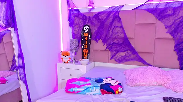 Živý XXX chat Danna_Carson