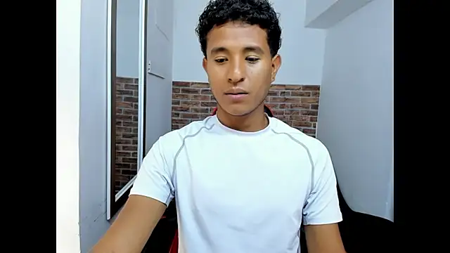 WIZARD-ALESSANDRO Live XXX-Chat
