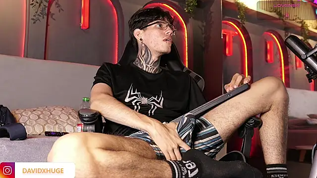 Chat XXX ao vivo de David__Huge