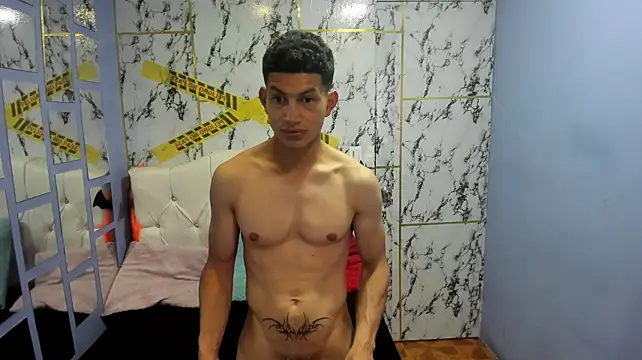 Tony_Zackk1: απευθείας συνομιλία ΧΧΧ