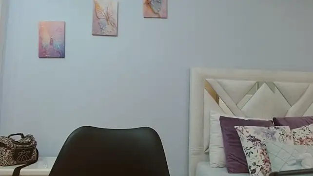 Chat +18 de kylieBensoon ao vivo