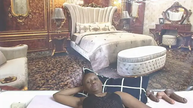 EbonyOlive69 – Live XXX-chat