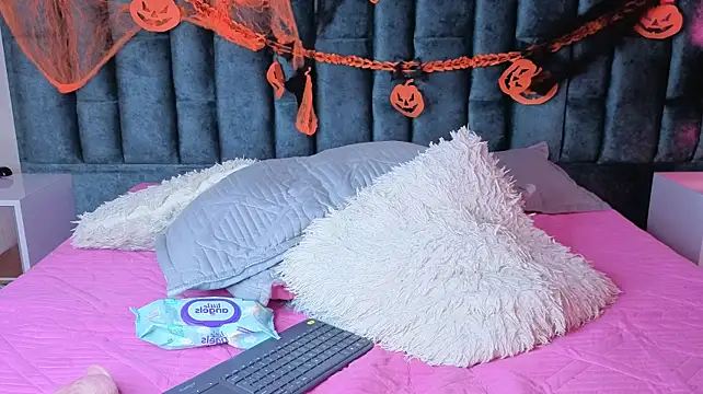 KendallVixen's Live XXX Chat