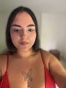Chat +18 de curvysofii ao vivo