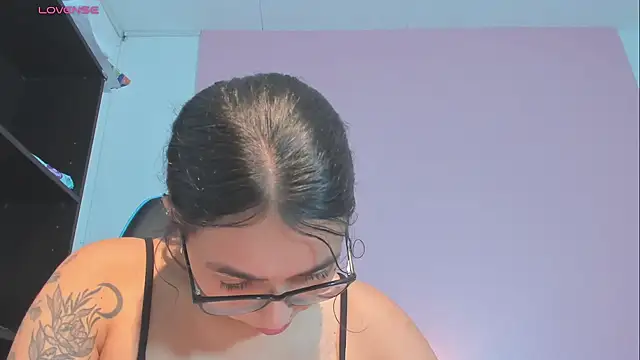 _maria_foxx_'s Live XXX Chat