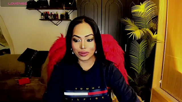 XGoodnessGracious' Live XXX Chat