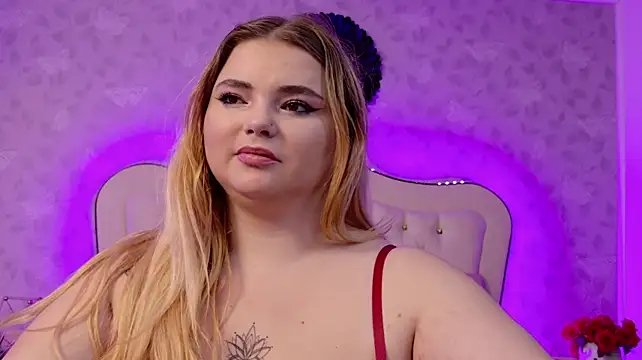 Chat +18 de CurvyAly ao vivo