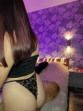 Chat XXX en directo de BitterPeach__