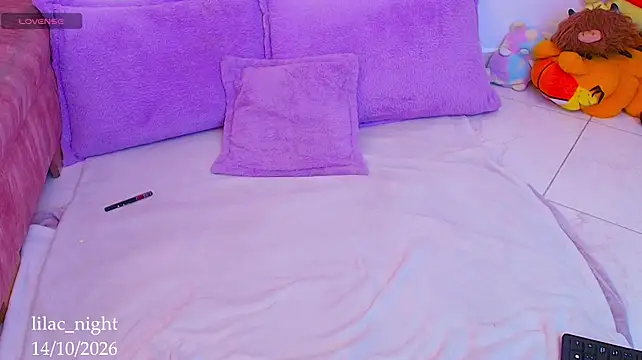 lilac_night33 Show in webcam