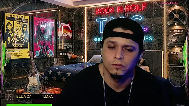צ'אט XXX בשידור חי של chino_roz