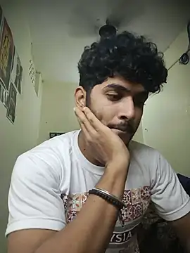 southmodel লাইভ XXX চ্যাট