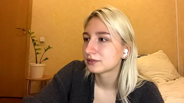 LishaNuding – Naživo XXX chat