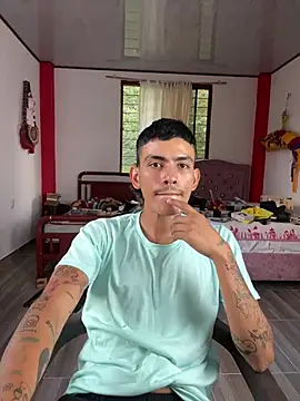 sorry-mom69's Live XXX Chat