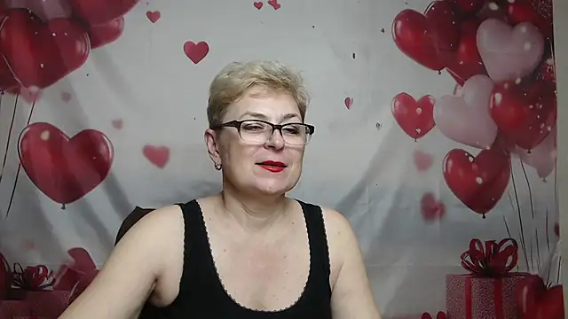 EmiliaGree – Live XXX-chat