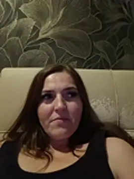 MilaMature live XXX chat