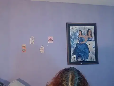 Chat +18 de Emma-Wilson ao vivo