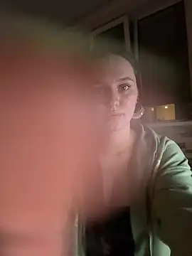 RavenRubyy – Naživo XXX chat