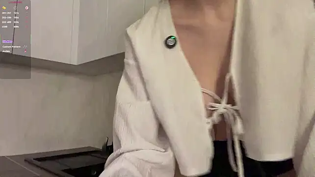 Chat XXX ao vivo de Carolini_i