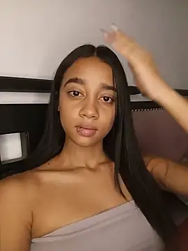 Zoe_Sweett18's Live XXX Chat