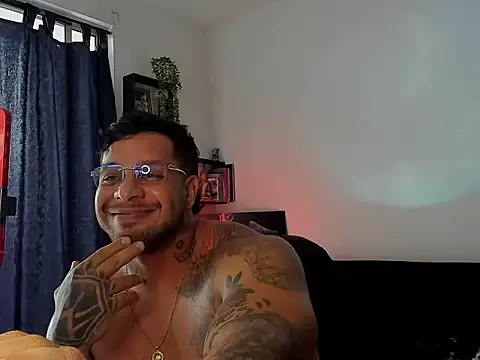 Czat XXX na żywo – MarckMathews