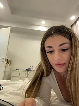 IsabellaEtthan's Live XXX Chat