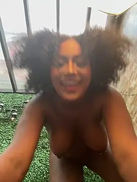 Chatroom XXX en direct de Emma_Dancer