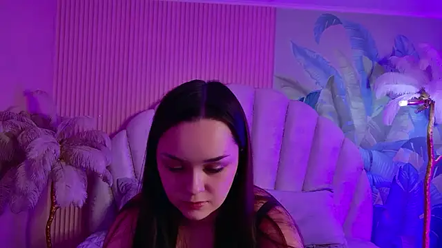 LivRous Adlı Modelin Canlı XXX Sohbeti