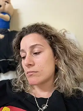 Chat +18 de Nomadic_Angel ao vivo