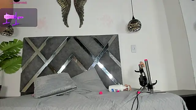 Chat +18 de erika_222 ao vivo